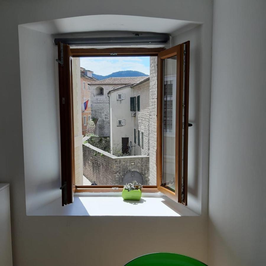 קוטור Lana & Ena Apartments מראה חיצוני תמונה