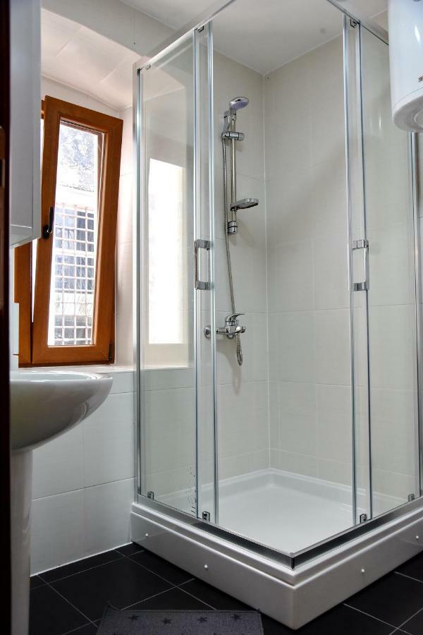 קוטור Lana & Ena Apartments מראה חיצוני תמונה