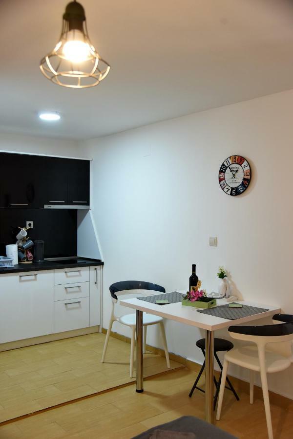 קוטור Lana & Ena Apartments מראה חיצוני תמונה