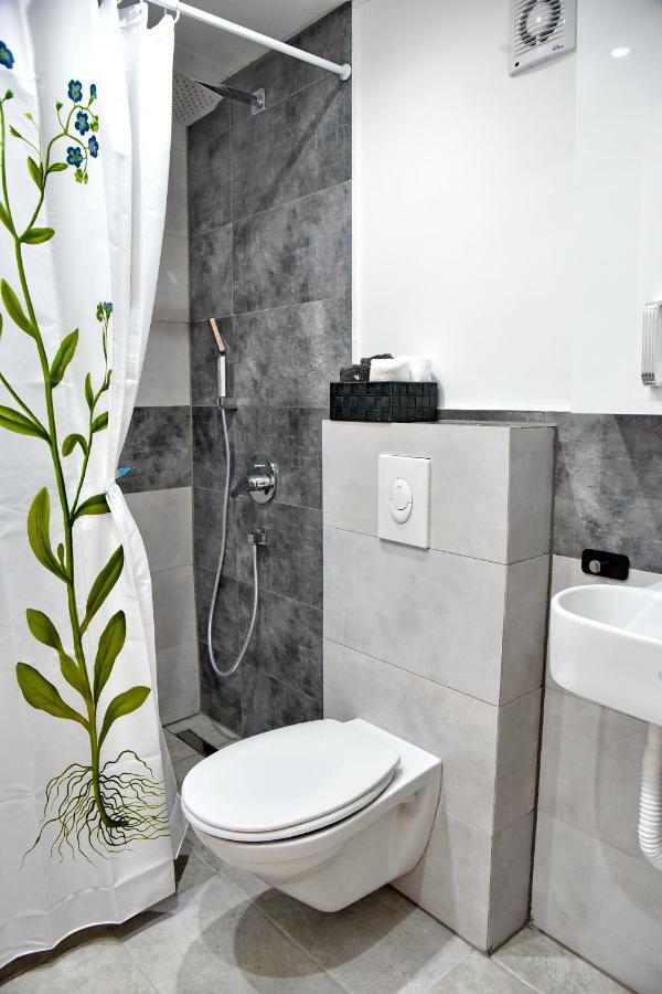 קוטור Lana & Ena Apartments מראה חיצוני תמונה