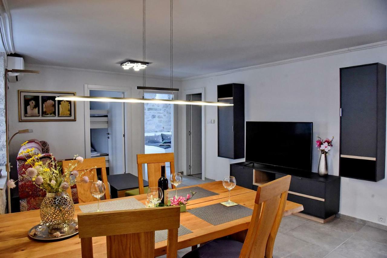 קוטור Lana & Ena Apartments מראה חיצוני תמונה