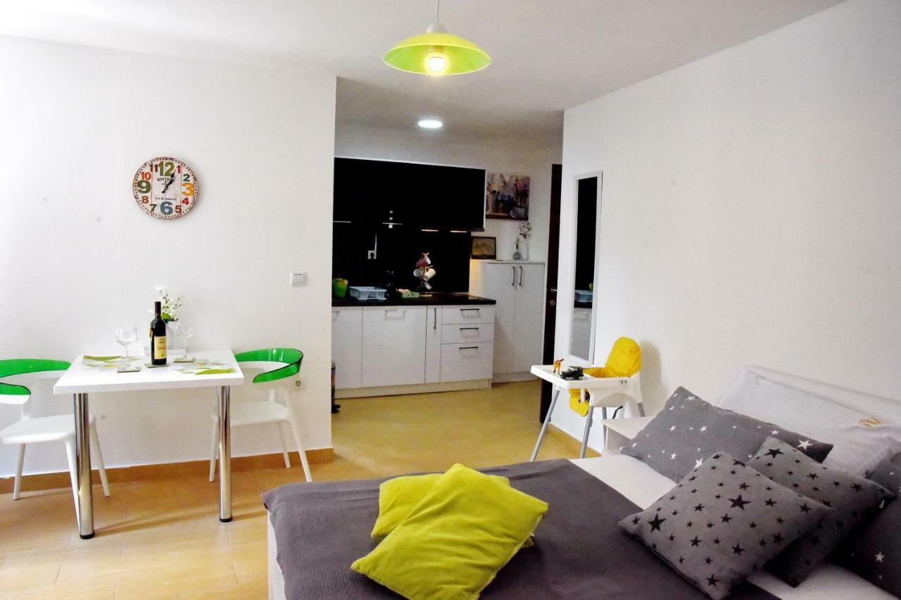 קוטור Lana & Ena Apartments מראה חיצוני תמונה